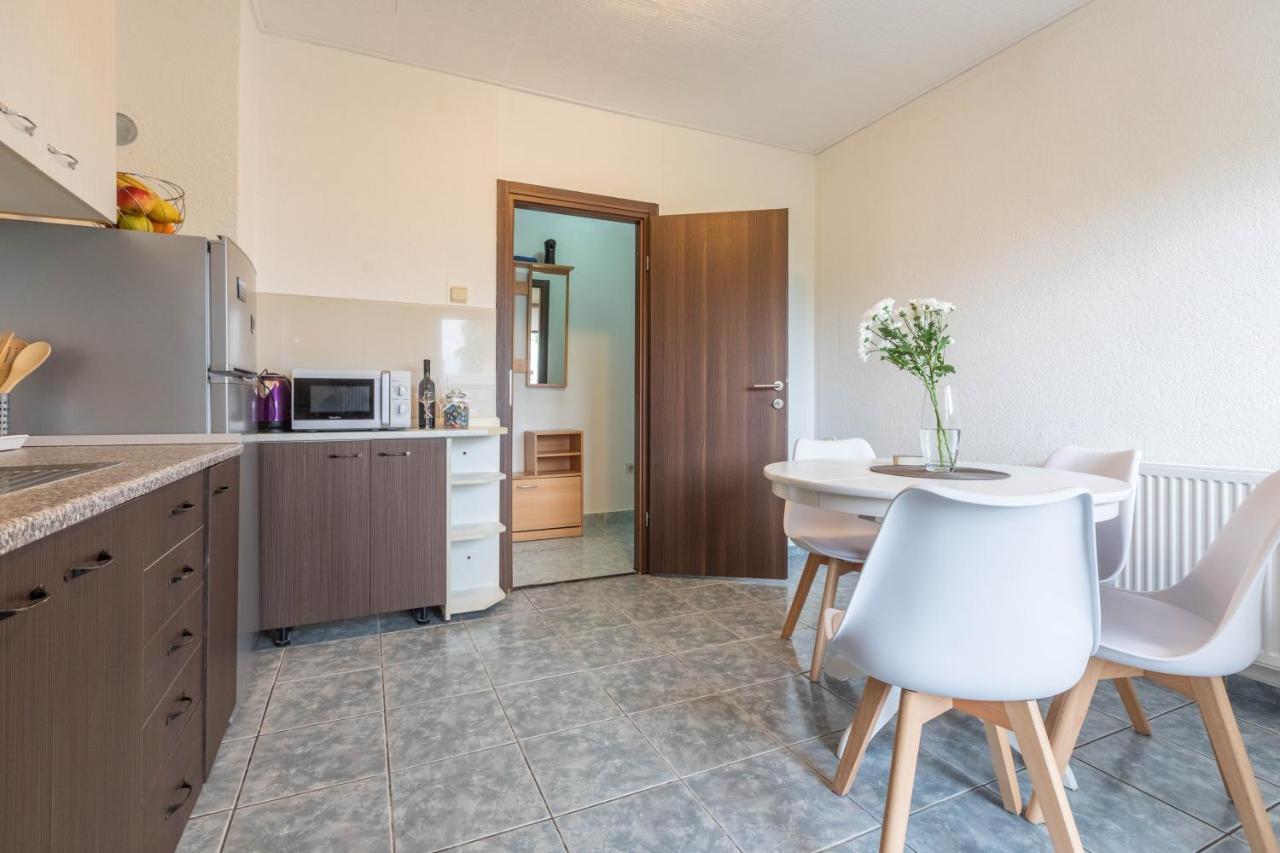 Cosy Apartment Hugo Osijek Exterior photo